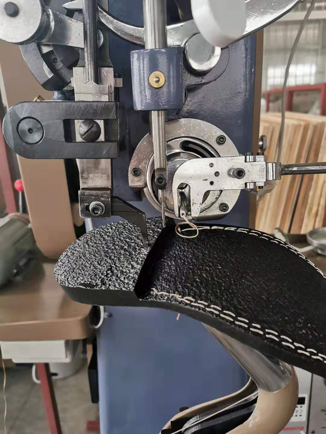 Master insole stitching machine, shoe finisher machine