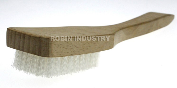 Scouring shoe brush