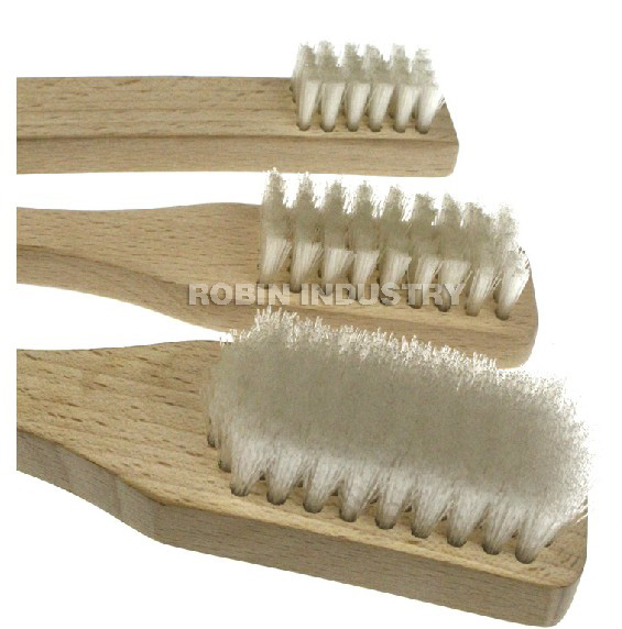 Scouring shoe brush